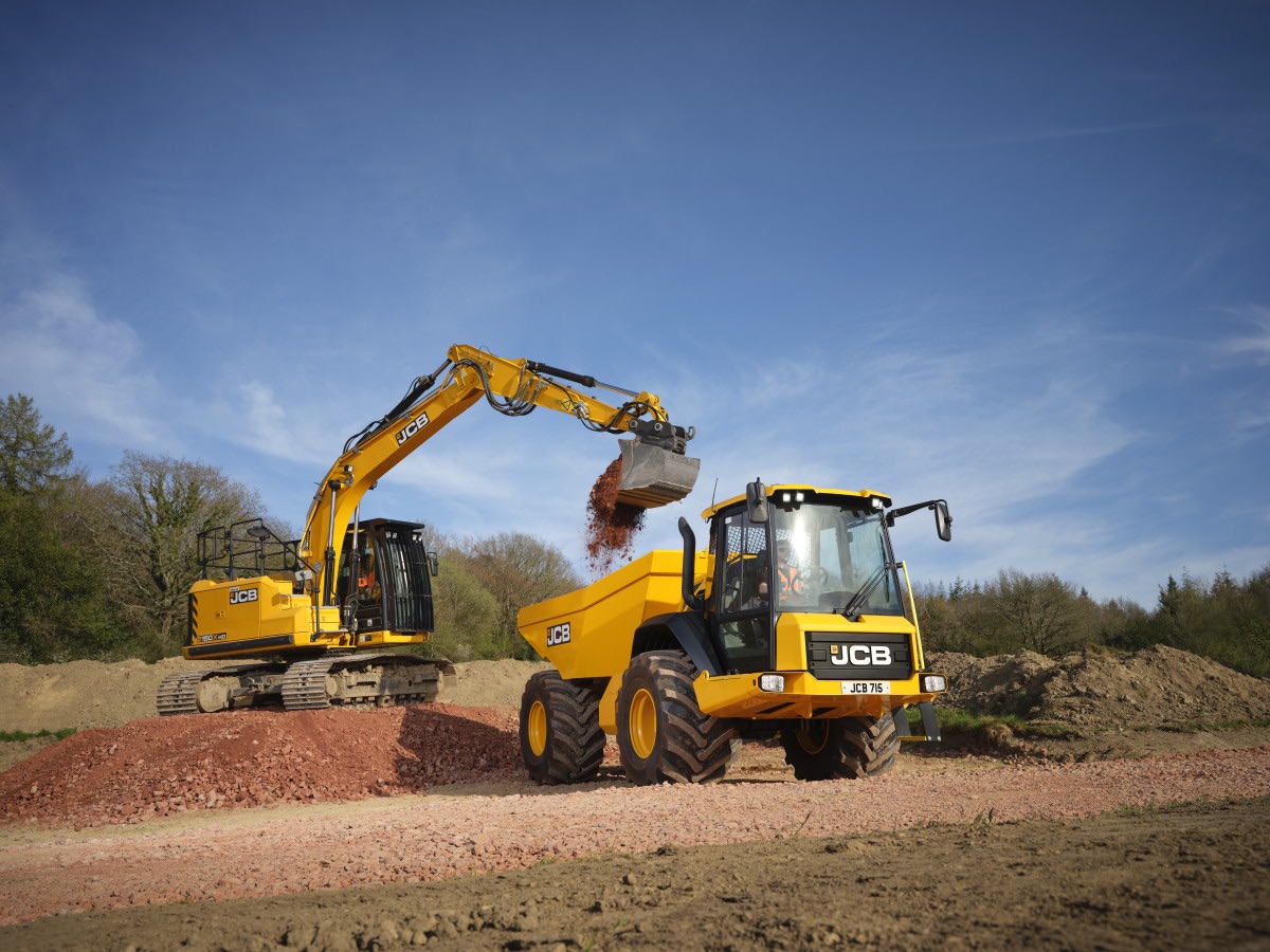 Article: New 715 Articulated Dump Truck
